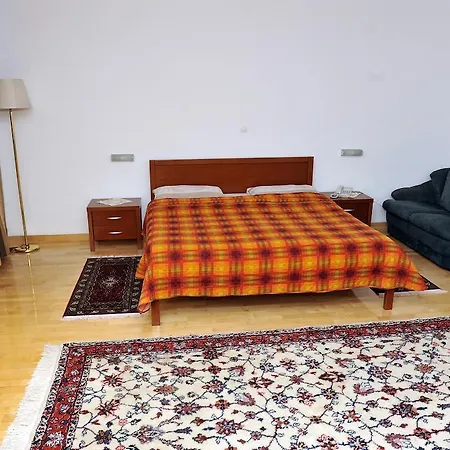 Гостевой дом Maxi Сараево